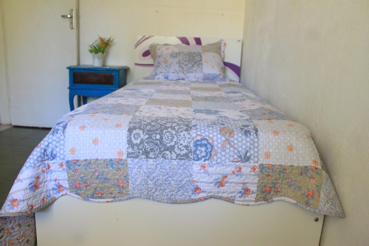 Junglez Eco Hostel Guarau Εξωτερικό φωτογραφία